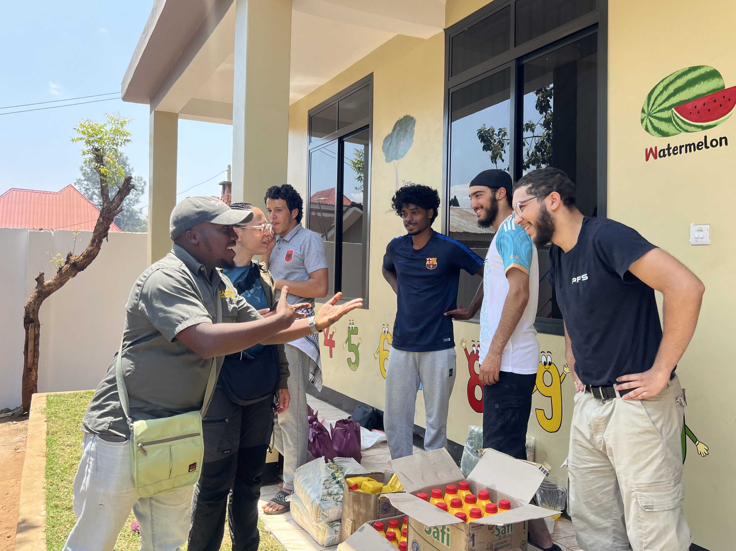Summer volunteer programs Tanzania students working with community